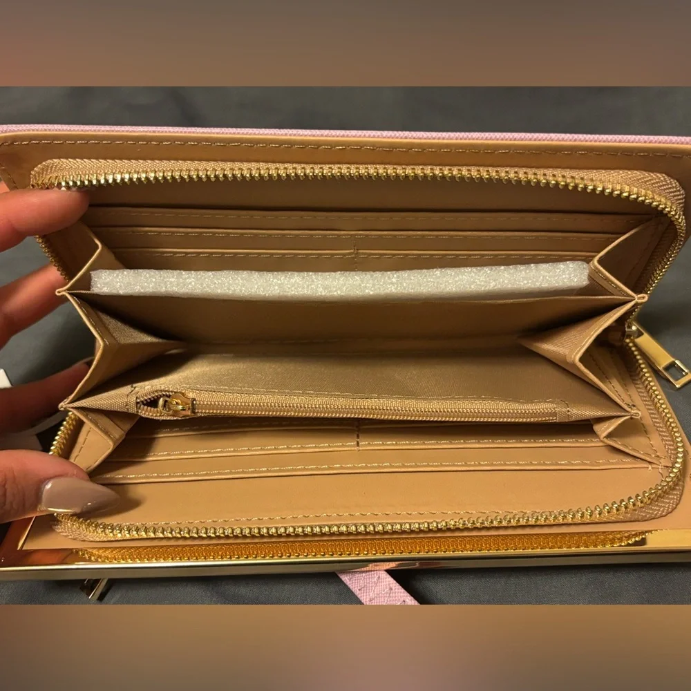 Alyssa Pink Wristlet Wallet - Picture 3 of 6